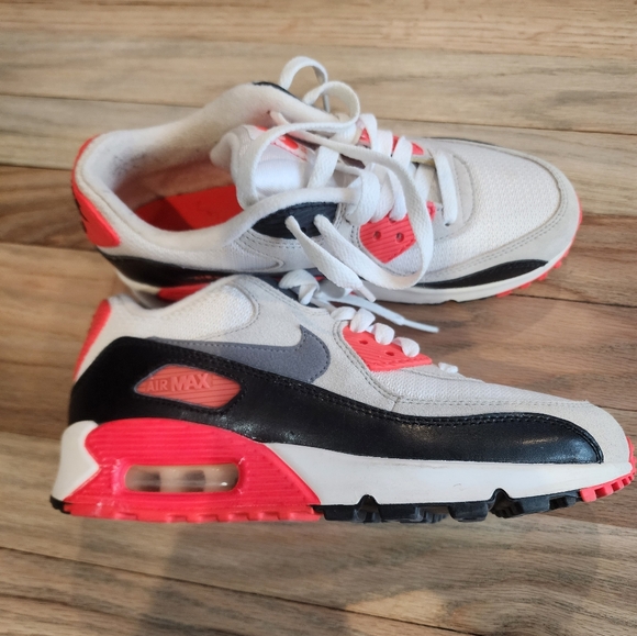 Nike Air Max - Picture 2 of 6